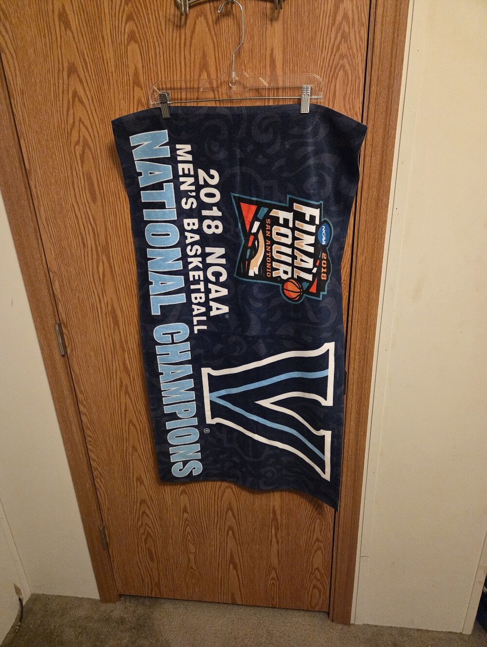 Wincraft Villanova Wildcats Towel NWOT NCAA